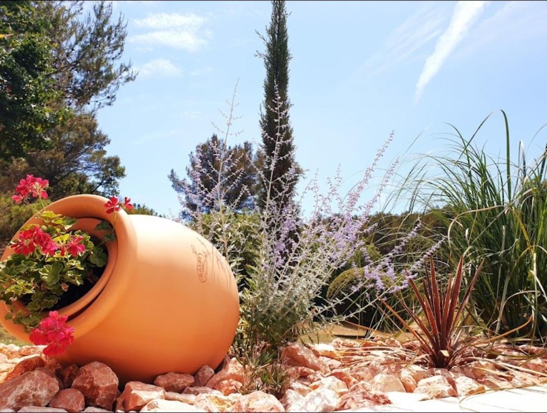 Les Prairies De Fenestrelle Spa & Piscine Au Calme Aubagne Εξωτερικό φωτογραφία