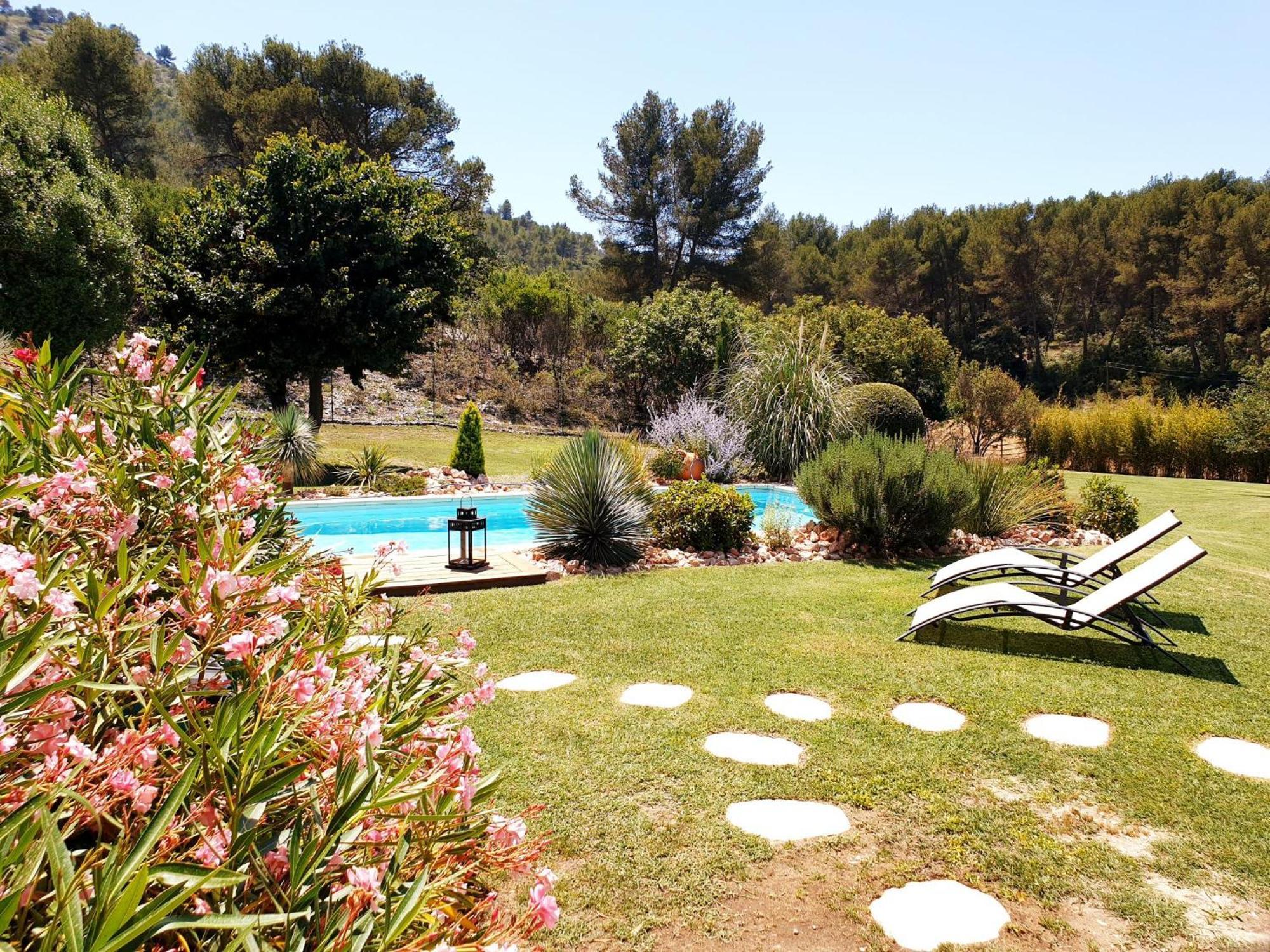 Les Prairies De Fenestrelle Spa & Piscine Au Calme Aubagne Εξωτερικό φωτογραφία