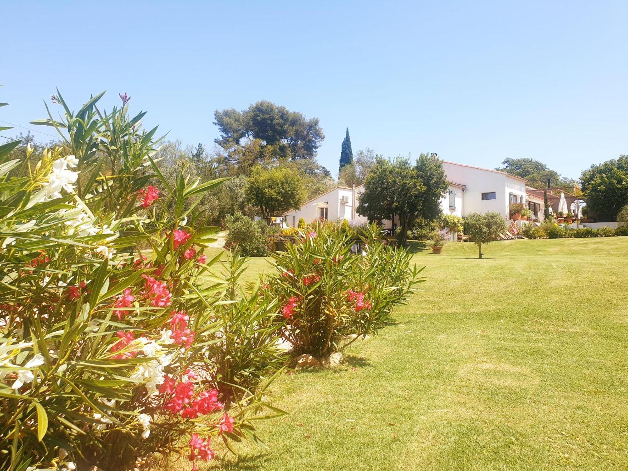 Les Prairies De Fenestrelle Spa & Piscine Au Calme Aubagne Εξωτερικό φωτογραφία